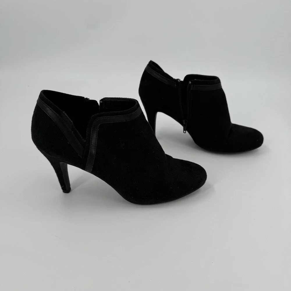 Dexflex Comfort Women's Size 8.5 Black Faux Suede Ankle Booties High Heel Zip